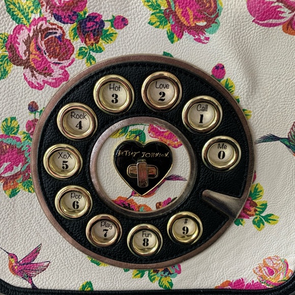 Betsy Johnson Phone Purse - Picture 4 of 7